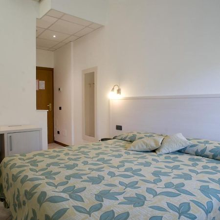 Hotel Vittoria Viareggio Ngoại thất bức ảnh