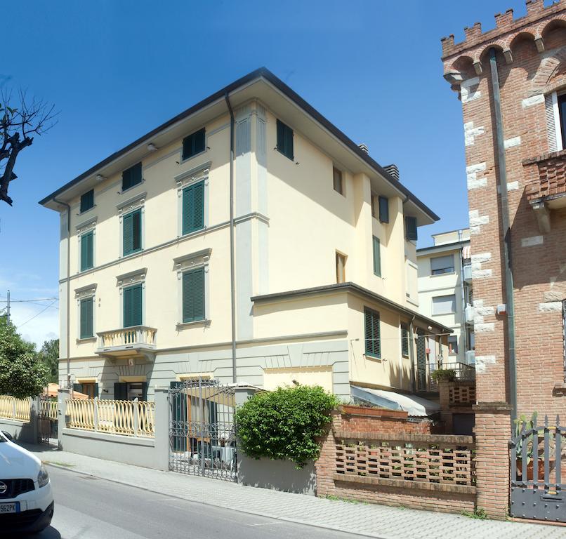 Hotel Vittoria Viareggio Ngoại thất bức ảnh