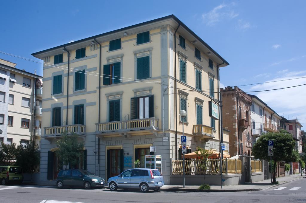 Hotel Vittoria Viareggio Ngoại thất bức ảnh